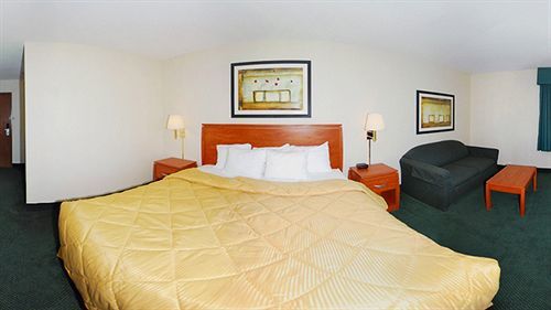 Comfort Near I-255 Gasthof